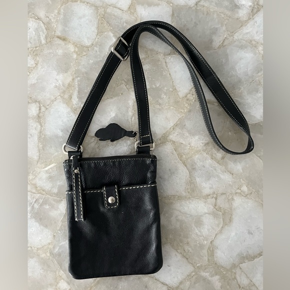 Roots Handbags - ROOTS Genuine Black Leather Crossbody Purse